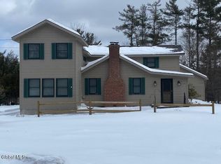 18 Pine Knoll Ln, East Berne, NY 12059