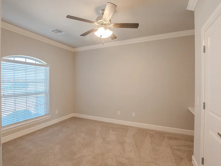 12037 Ashford Dr — Photo 12