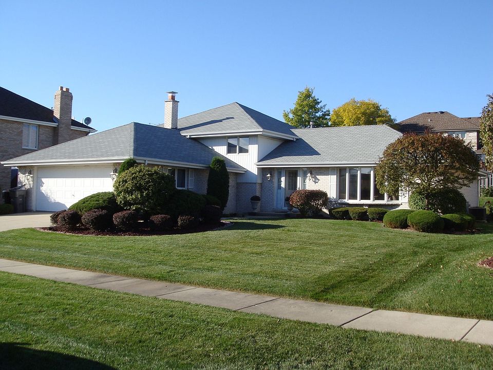 1st image of 11750 Camelot Ln