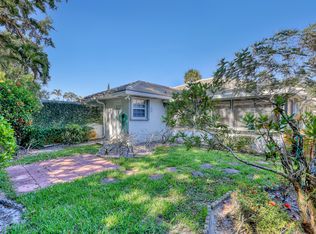 8338 Old Forest Rd, Palm Beach Gardens, FL 33410