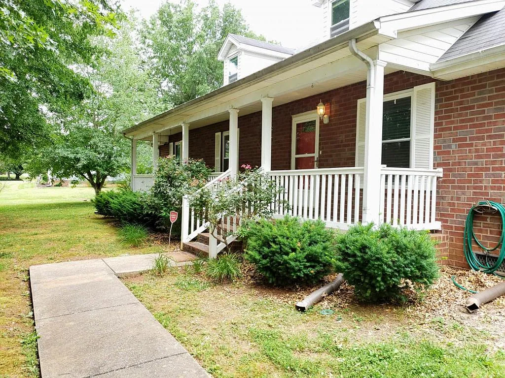 2610 riverstone Dr, Murfreesboro, TN 37128 — Photo 2