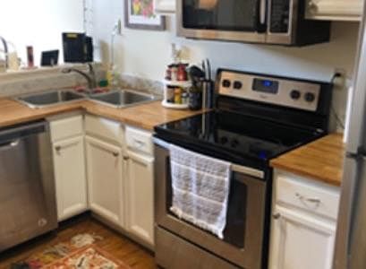 Kitchen - stainless steel appliances