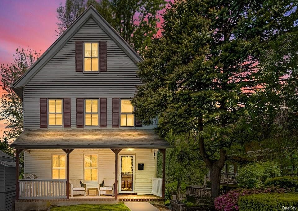 1st image of 5 Hillcrest Ave