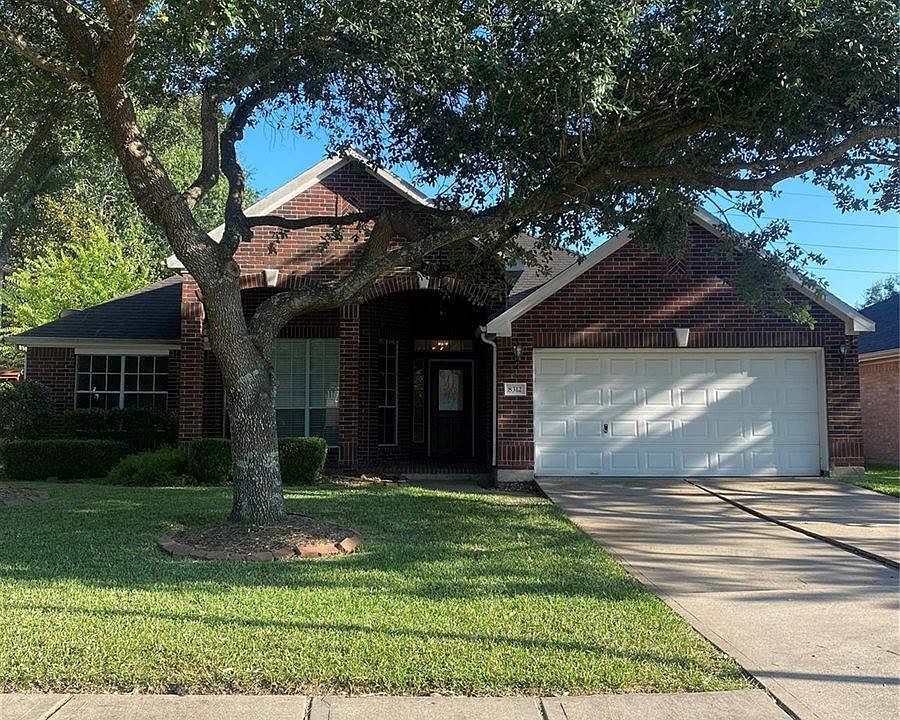 1st image of 8312 Spinnaker Bay Ln