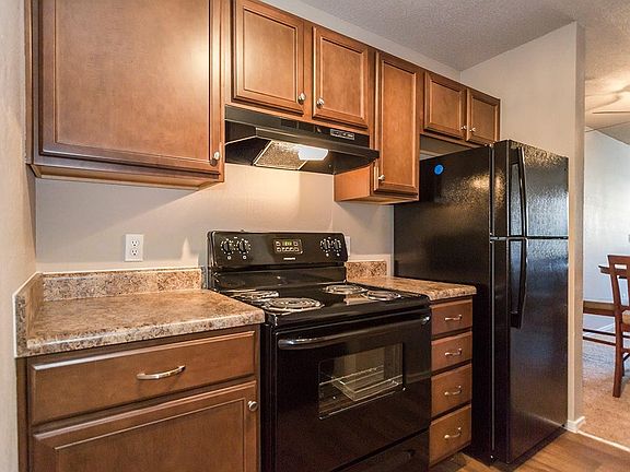 2nd image of 1230 Missouri Ct APT 322