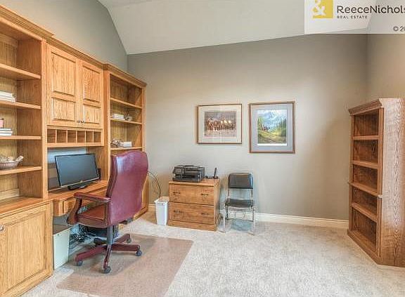 5th image of 13909 Caenen St