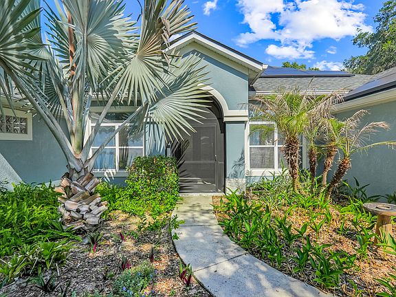 5th image of 10583 Lake Hill Dr