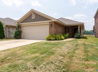 200 Bermuda Lakes Dr, Meridianville, AL 35759