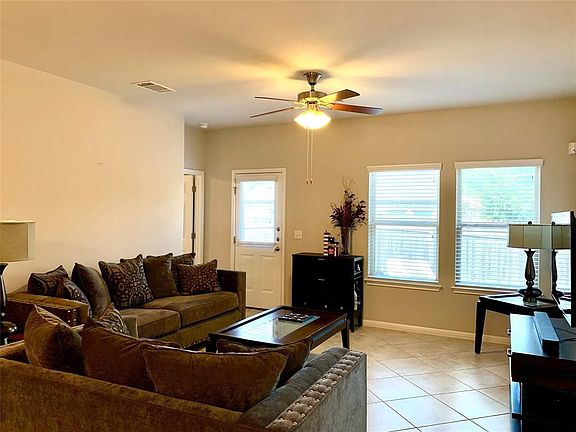 3rd image of 2304 S Lakeline Blvd Unit 523
