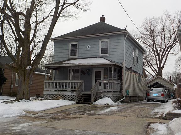 2nd image of 929 Jewett St