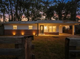 1315 SW 252nd St, Newberry, FL 32669