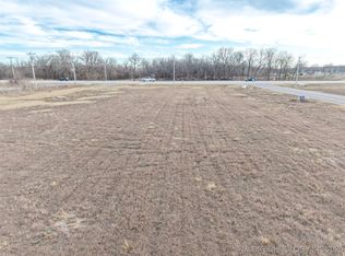 2 Phillips St, Skiatook, OK 74070