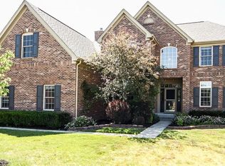 9127 Iris Ln, Zionsville, IN