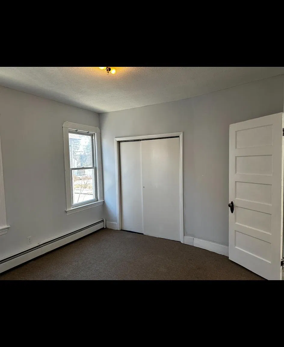 2 bed, 1300 sqft, $1,650 — Photo 3