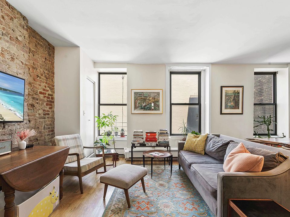 1st image of 153 Lafayette Ave APT 4