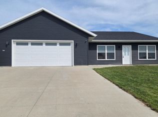 1943 Brownell St, Saint Charles, MN 55972