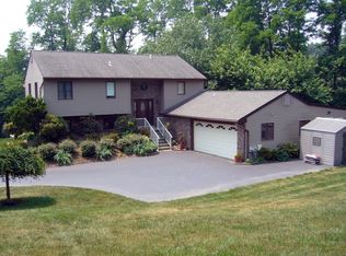 1256 Palomino Dr, West Chester, PA 19380