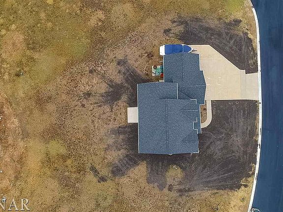 2nd image of 604 Prairie Meadows Dr