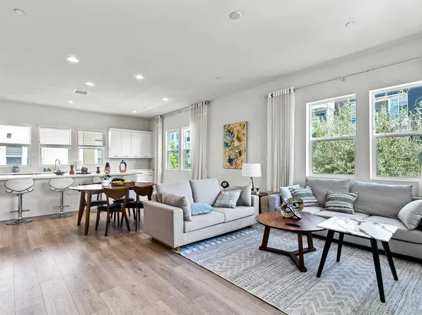 1690 S Lewis St, Anaheim, CA