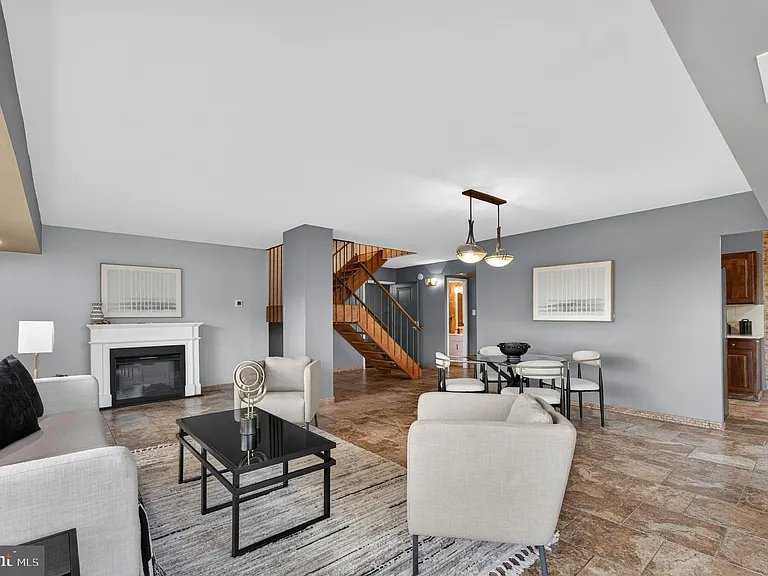 5300 Columbia Pike #701 — Photo 16