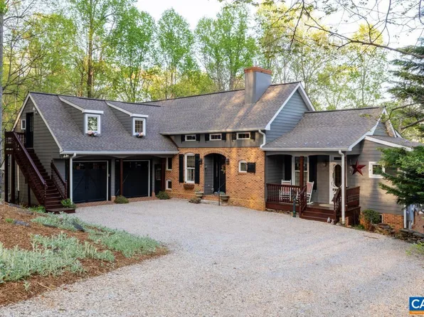 30 Lost Pond, Nellysford, VA 22958