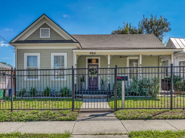 904 N PINE ST, San Antonio, TX 78202