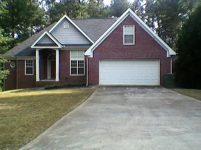 70 Lanella Pkwy — Photo 1