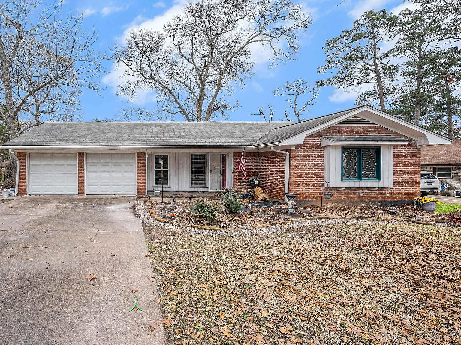 3 bed, 1348 sqft, $1,850 — Photo 1