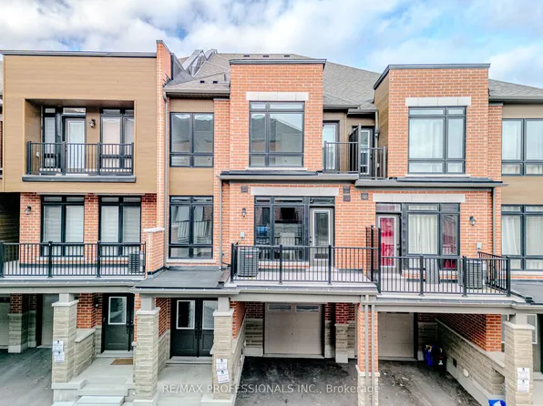 520 Littlewood Ln, Ajax, ON L1S 0H1