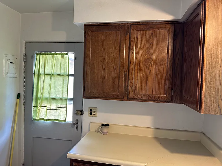 310 W Cannon St #C — Photo 14