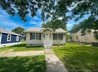 2208 Hayes St, Muskogee, OK 74403