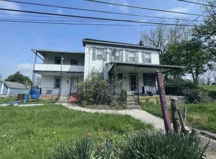 8255 Mertztown Rd, Alburtis, PA 18011 Zillow