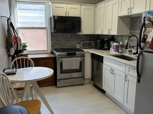 183 Prospect St #2, Cambridge, MA 02139