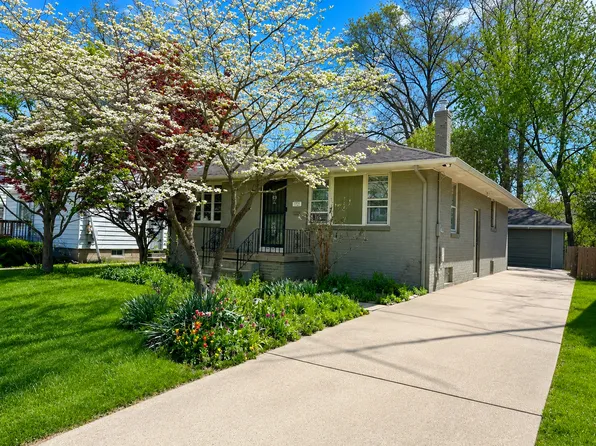 1121 Woodbine Ave SE, Warren, OH 44484