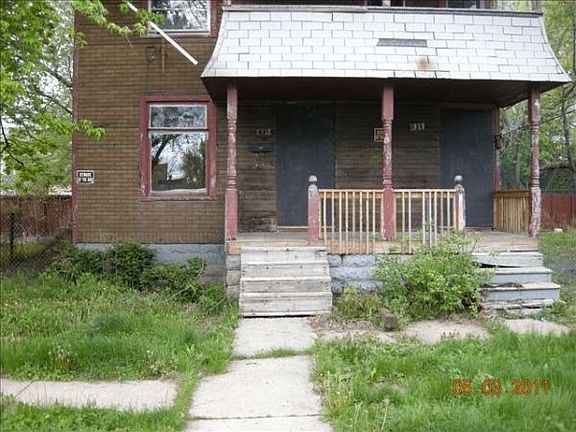 4th image of 2311 E 88th St