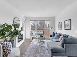 1330 Marine Dr #202, North Vancouver, BC V7P1T4