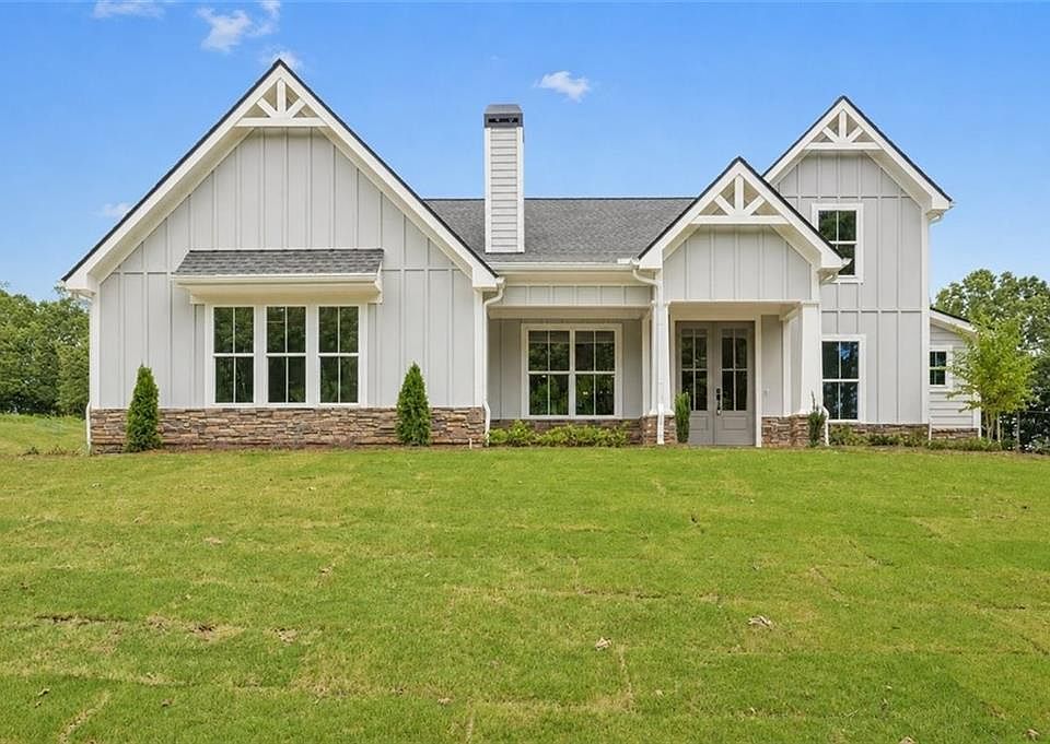 1st image of 77 Maney Dr