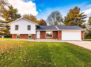 1133 S Weaver Rd, Okeana, OH 45053