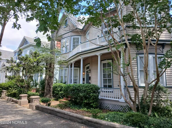 15 S 5th Avenue, Wilmington, NC 28401