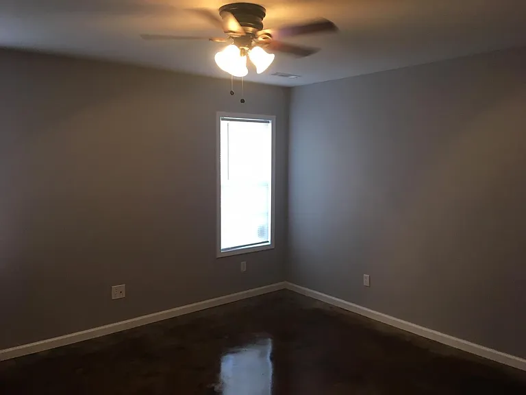 109 Trinity Ln — Photo 12