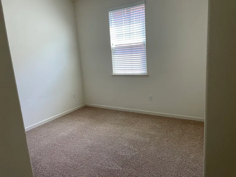 3112 Vittoria Loop — Photo 12