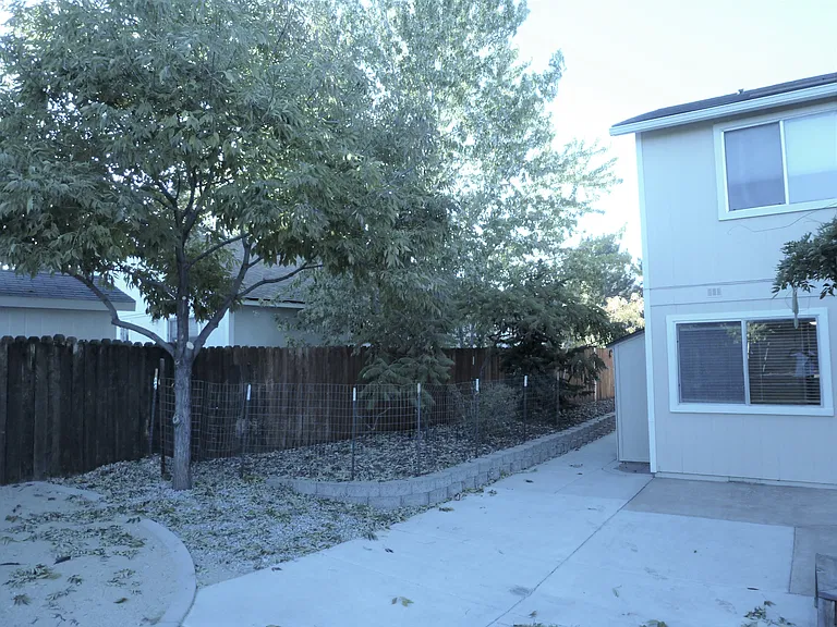 6770 Sandia Dr — Photo 4
