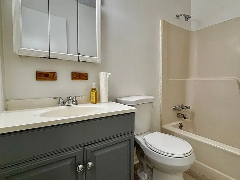4605 Hardy Ct #B — Photo 24