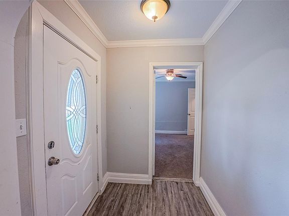 2nd image of 321 Circle Dr