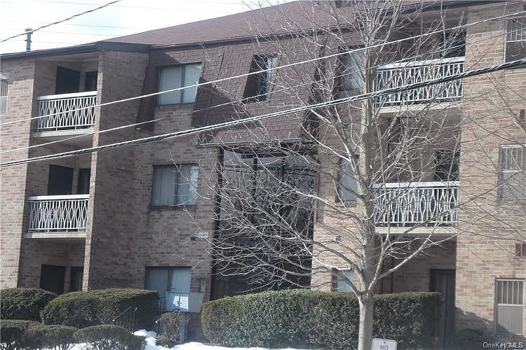 2nd image of 332 Kennedy Dr