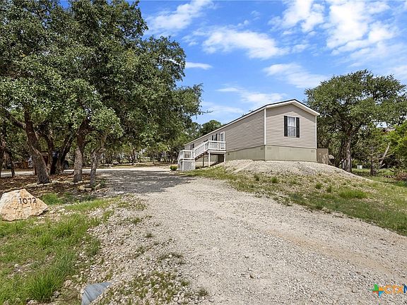 2nd image of 1072 Hedgestone
