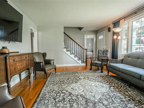 5th image of 1614 N Madison St