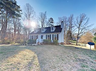 4376 Creekridge Ln, Kernersville, NC 27284