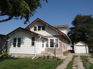 115 Calhoun St, Merrill, IA 51038