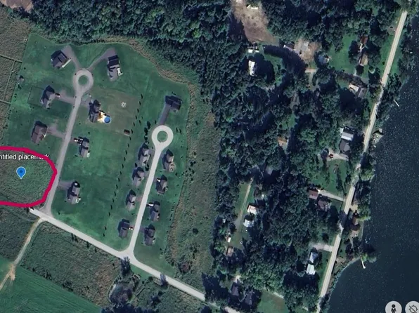 1 Meadow View Drive #8, St. Albans Town, VT 05478